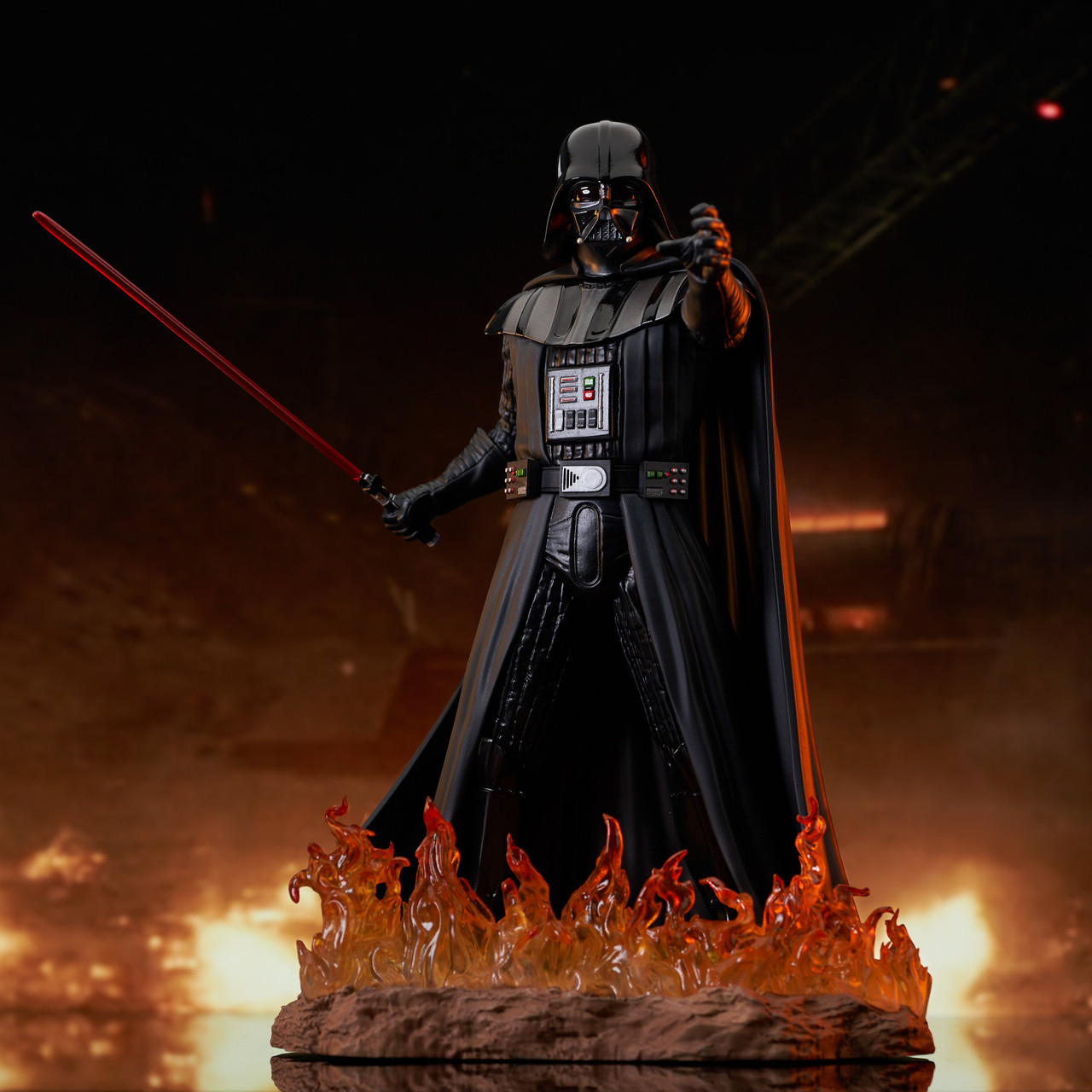Pre-Order Gentle Giant Star Wars Darth Vader Premier Statue